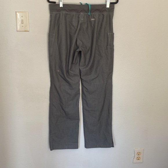 Figs Set Graphite Gray Livingston High Waisted Pant M and Top S - Picture 4 of 10
